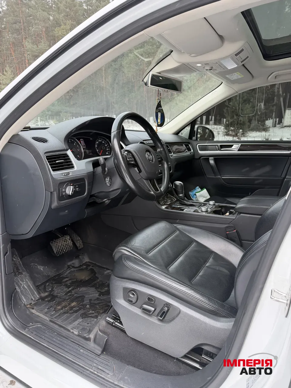 Volkswagen Touareg - фото 40