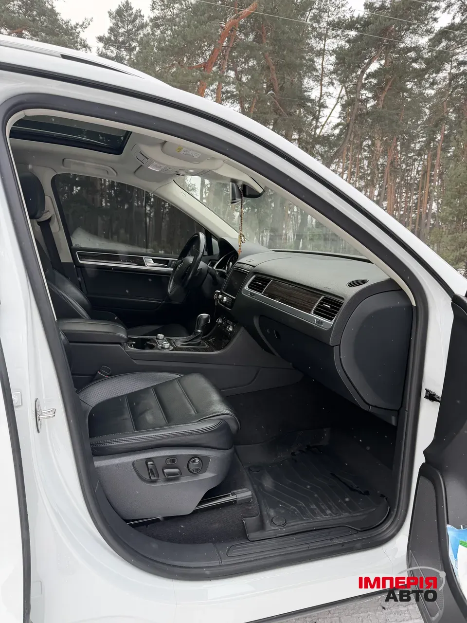 Volkswagen Touareg - фото 28