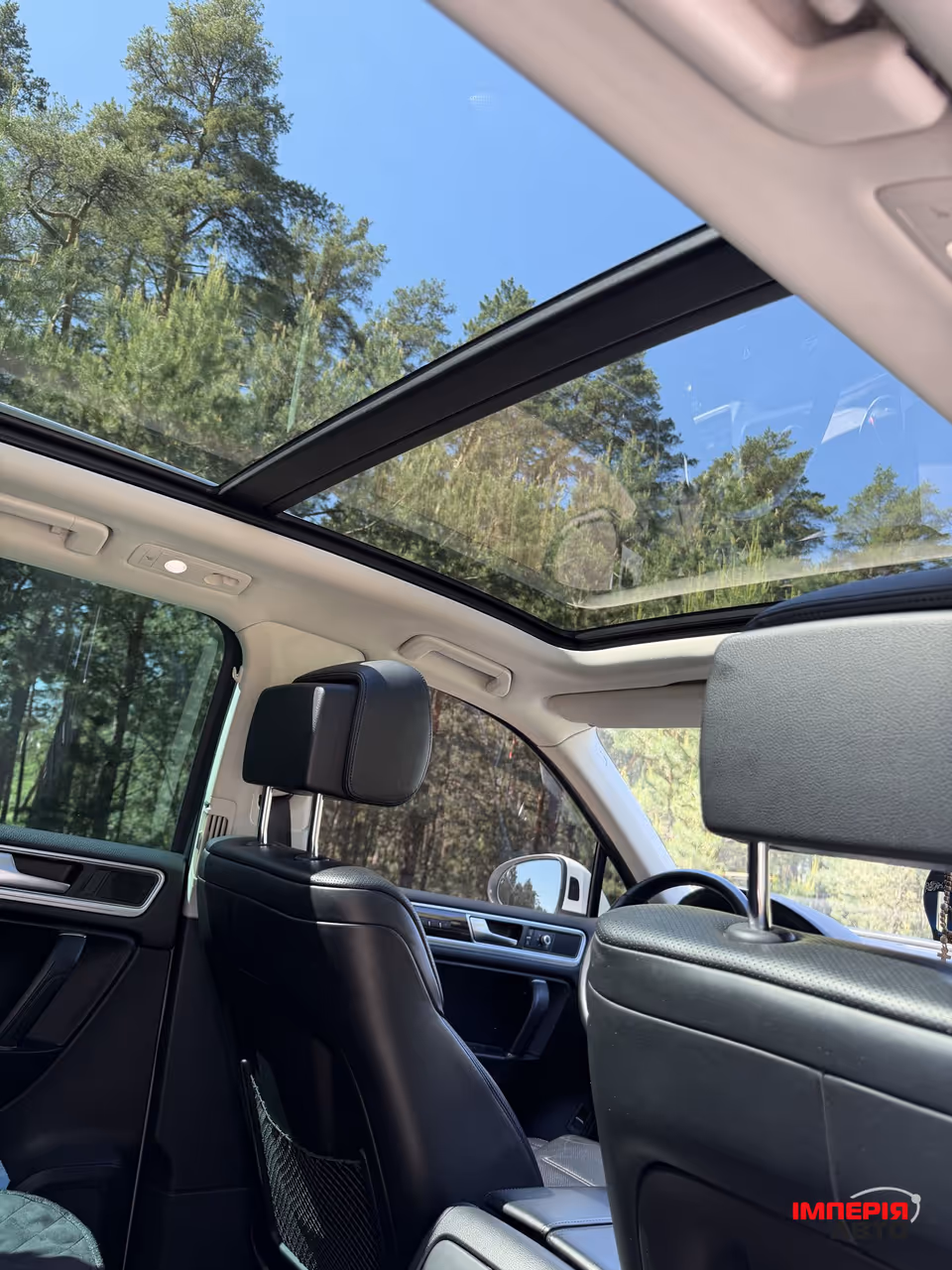Volkswagen Touareg - фото 9
