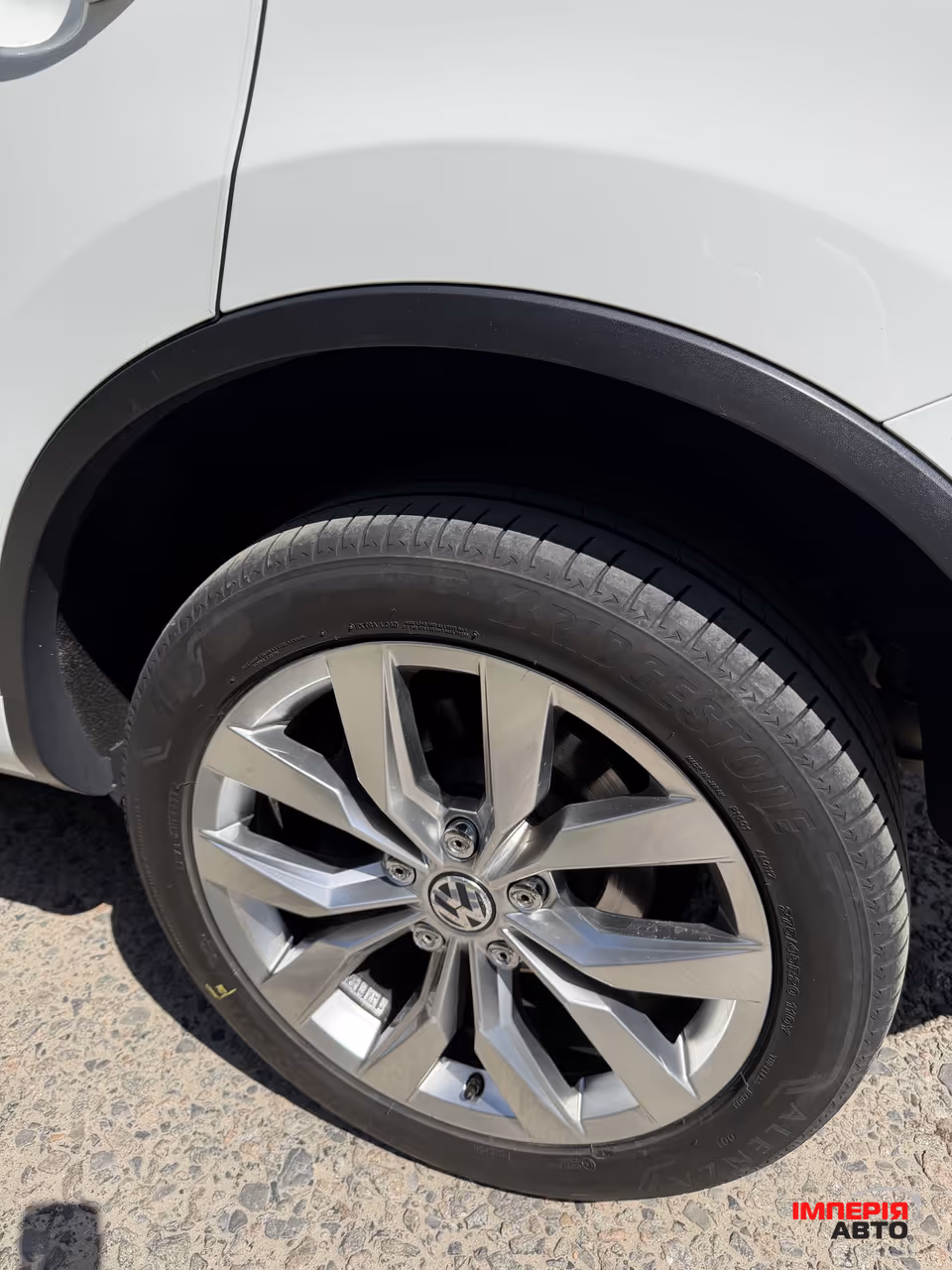 Volkswagen Touareg - фото 13
