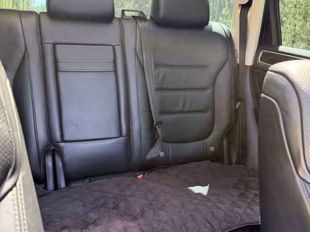 Volkswagen Touareg - фото 4