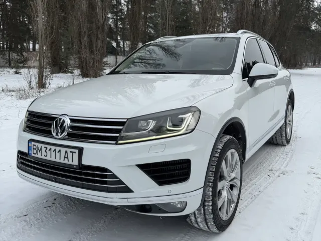 Volkswagen Touareg - фото 3
