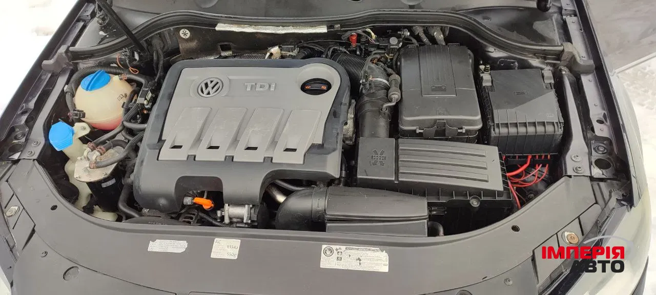 Volkswagen Passat - фото 16