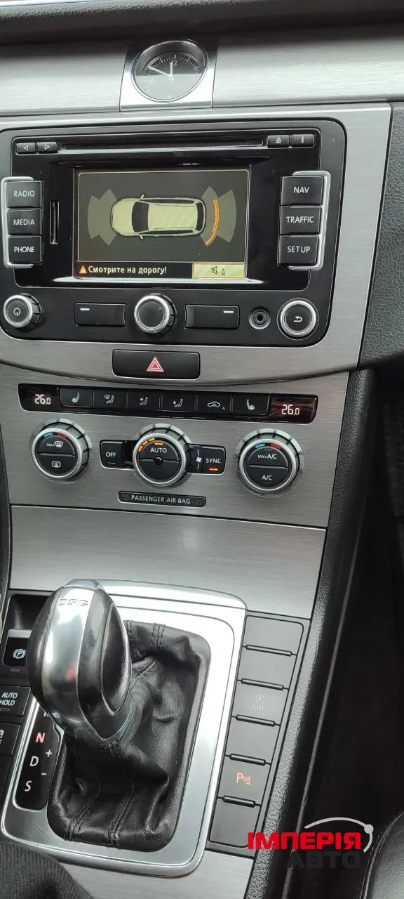 Volkswagen Passat - фото 13