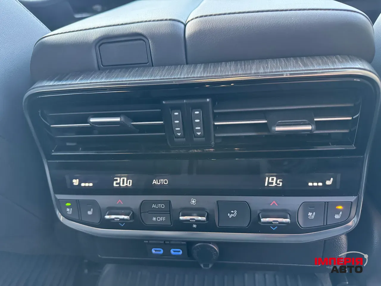 Toyota Land Cruiser - фото 28