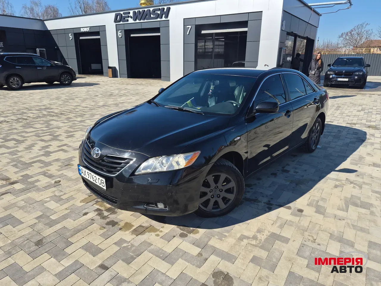 Toyota Camry - фото 4