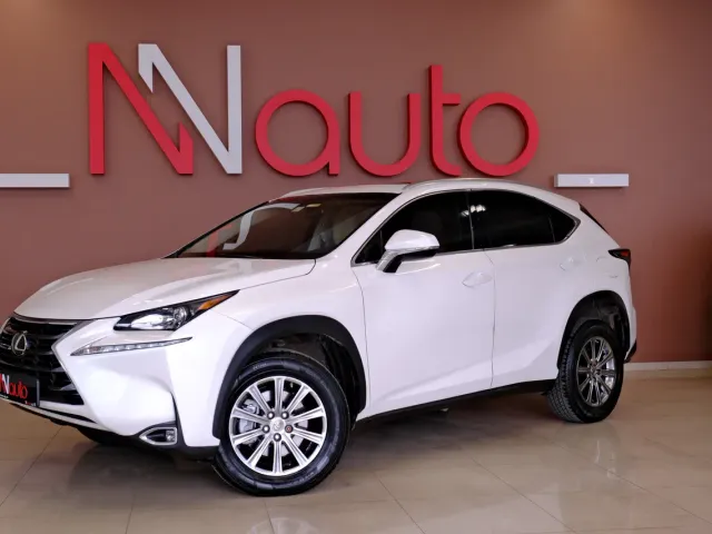 Lexus NX - фото 1