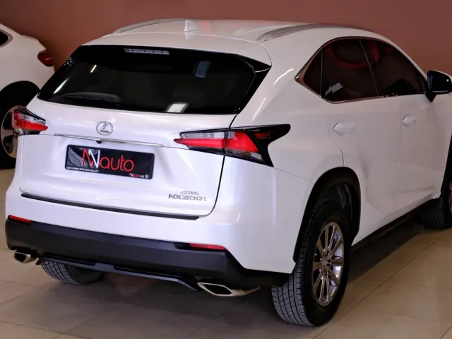 Lexus NX - фото 5