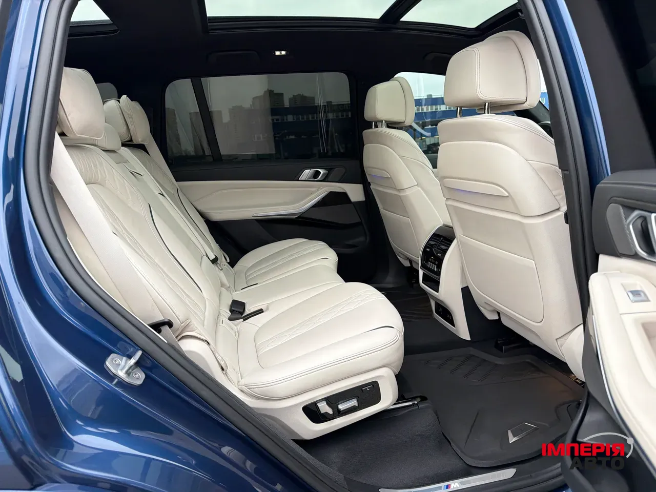 BMW X7 - фото 21