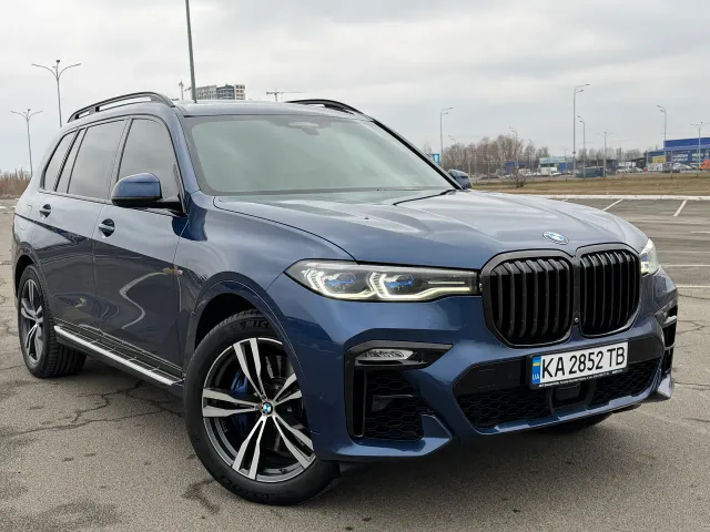 BMW X7 - фото 3