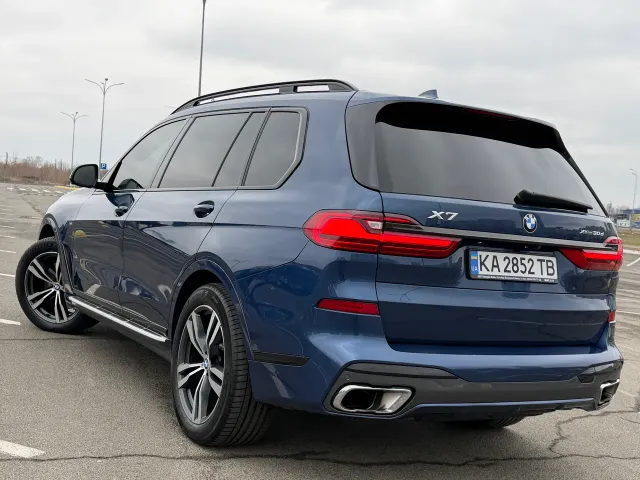 BMW X7 - фото 4