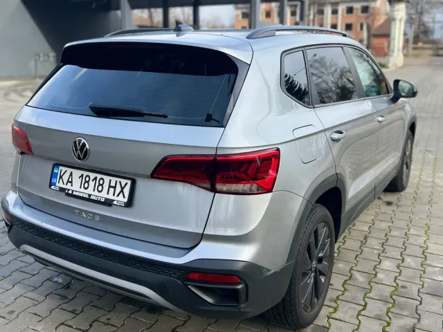 Volkswagen Taos - фото 5