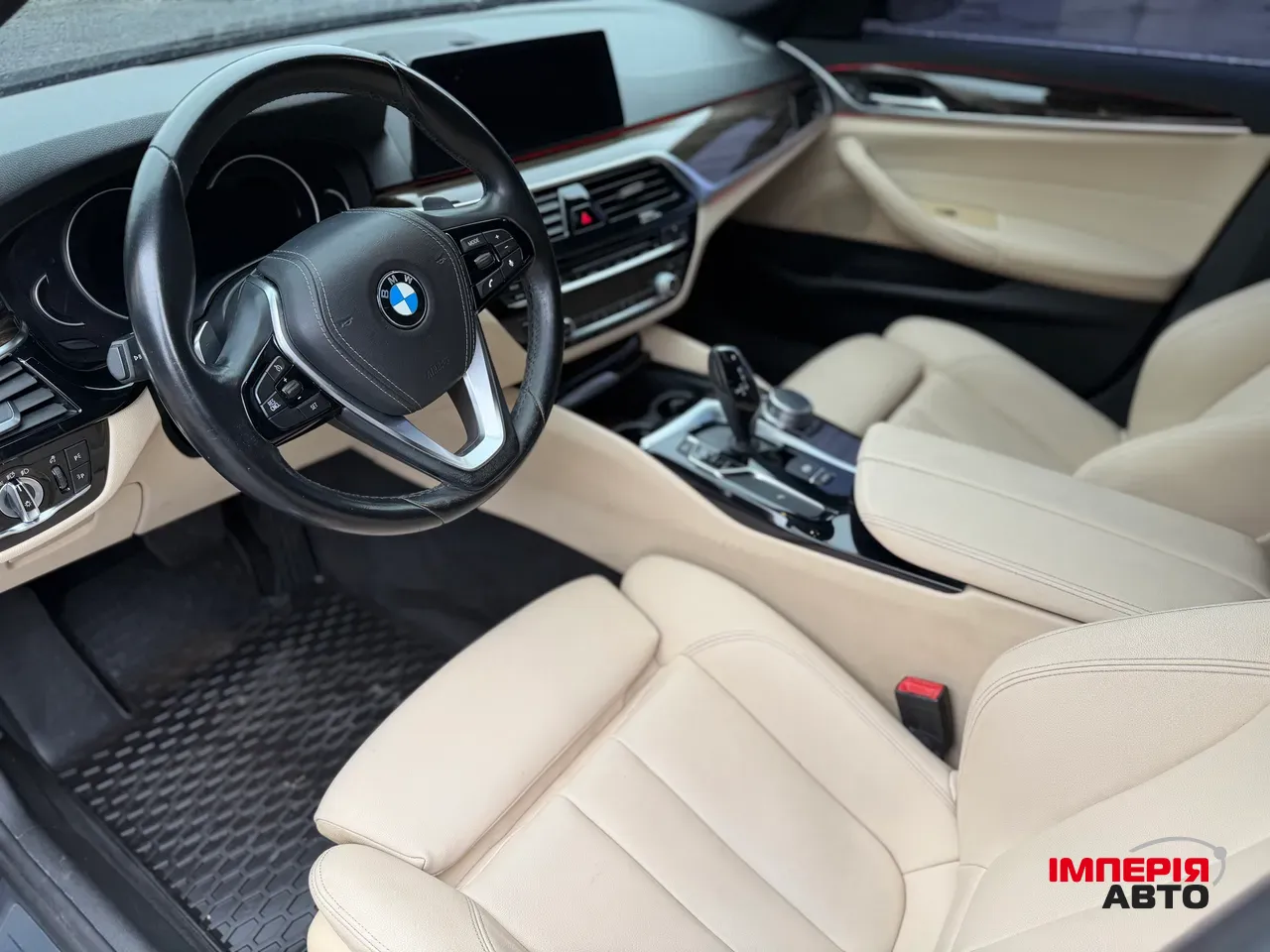BMW 5 серії - фото 8