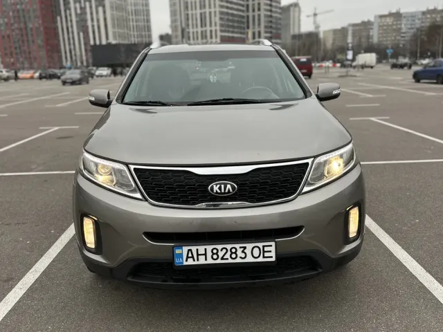 Kia Sorento - фото 1