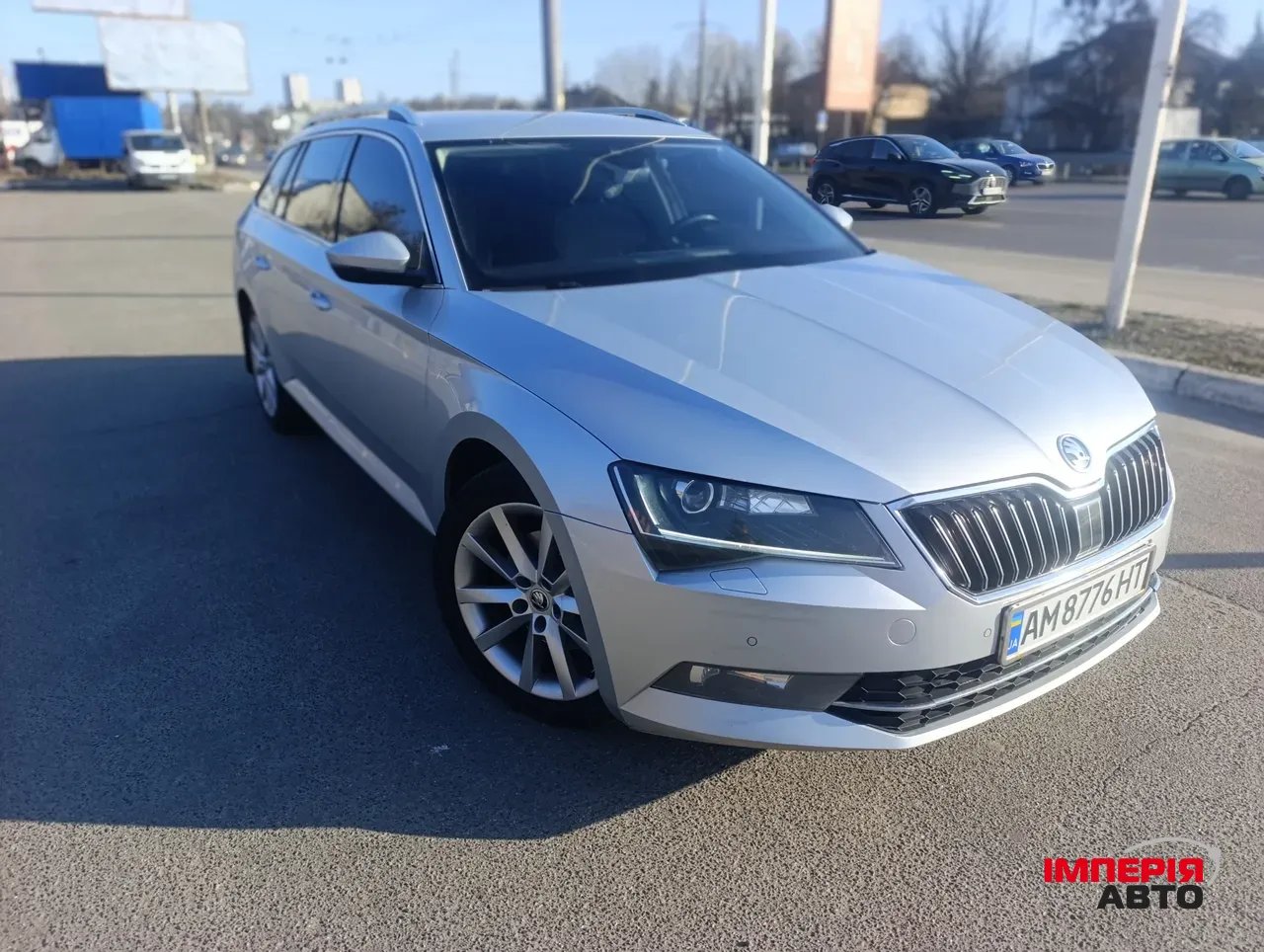 Skoda Superb - фото 1