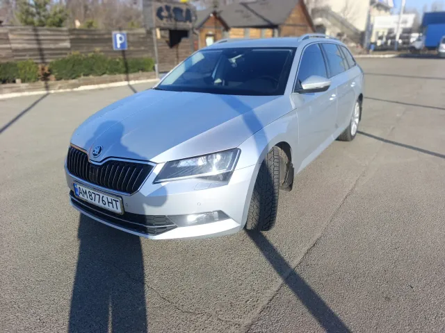 Skoda Superb - фото 2