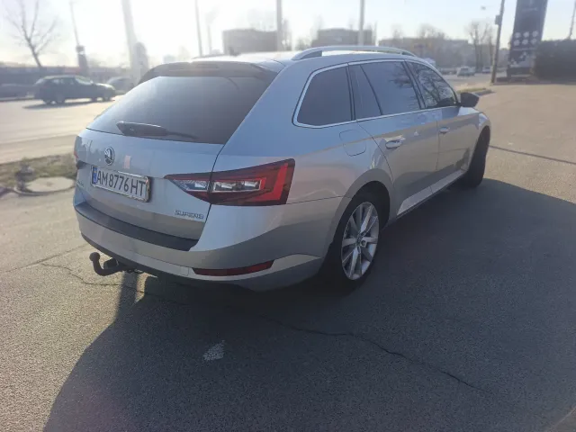Skoda Superb - фото 3