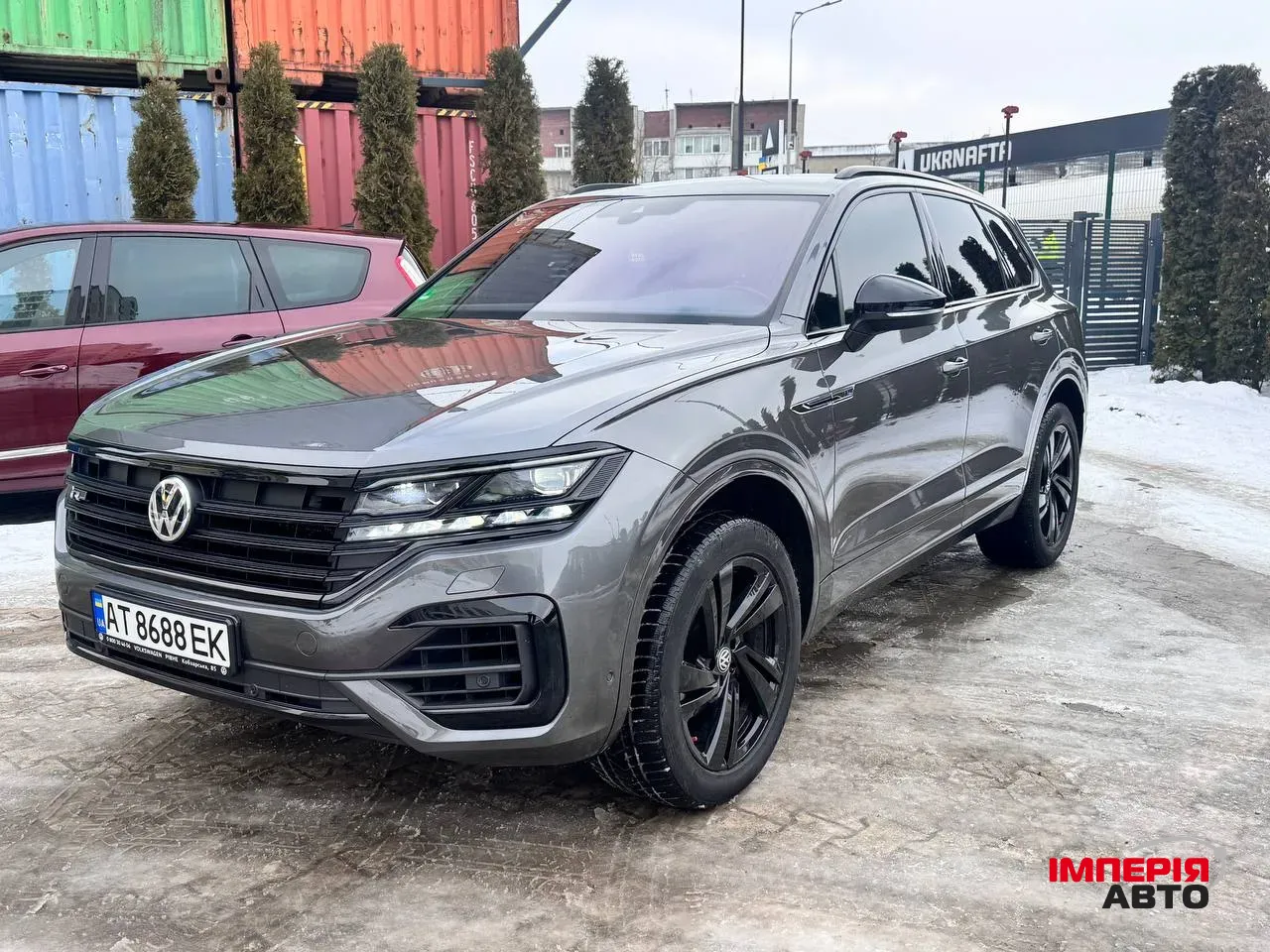 Volkswagen Touareg - фото 4