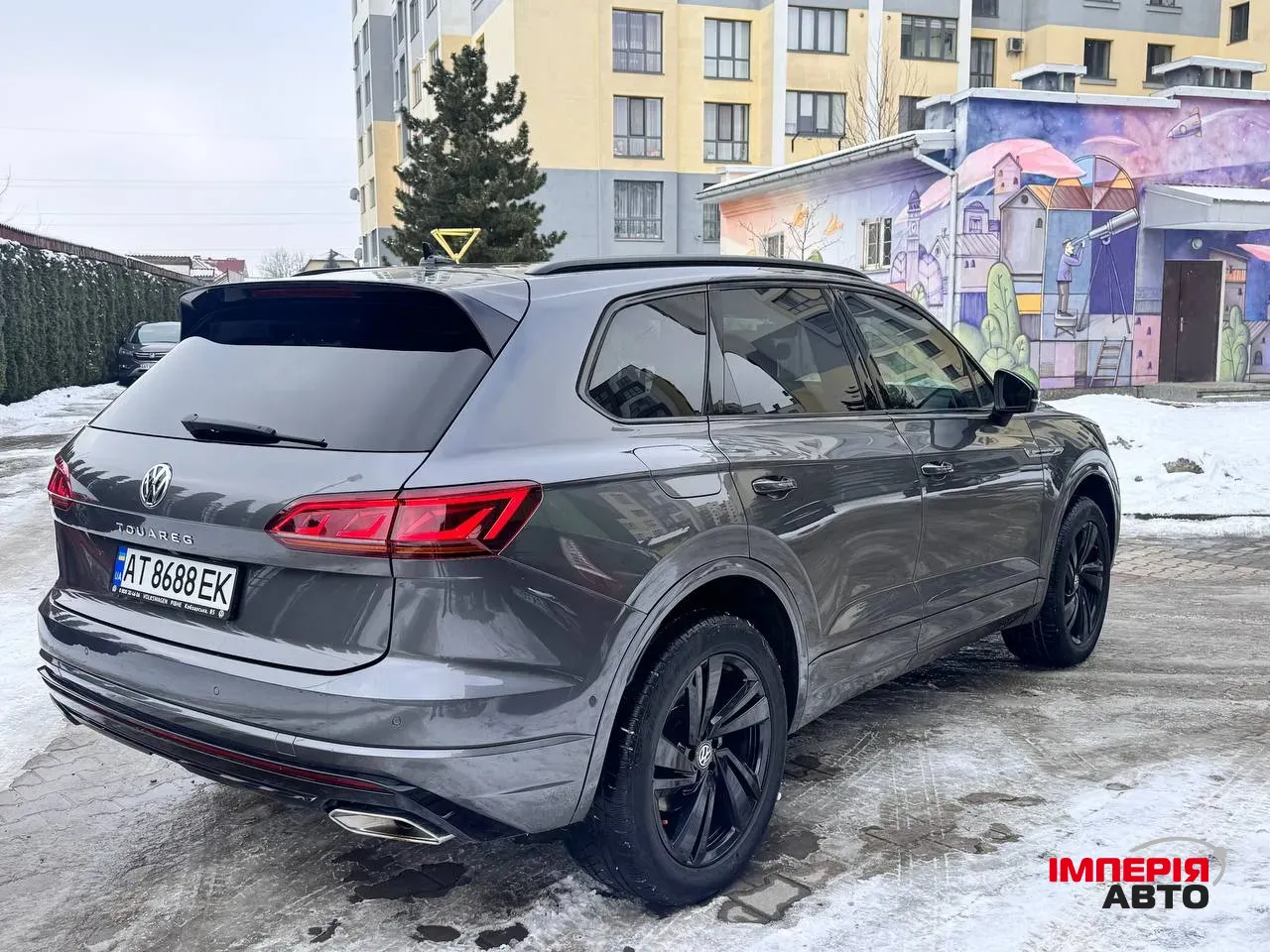 Volkswagen Touareg - фото 8