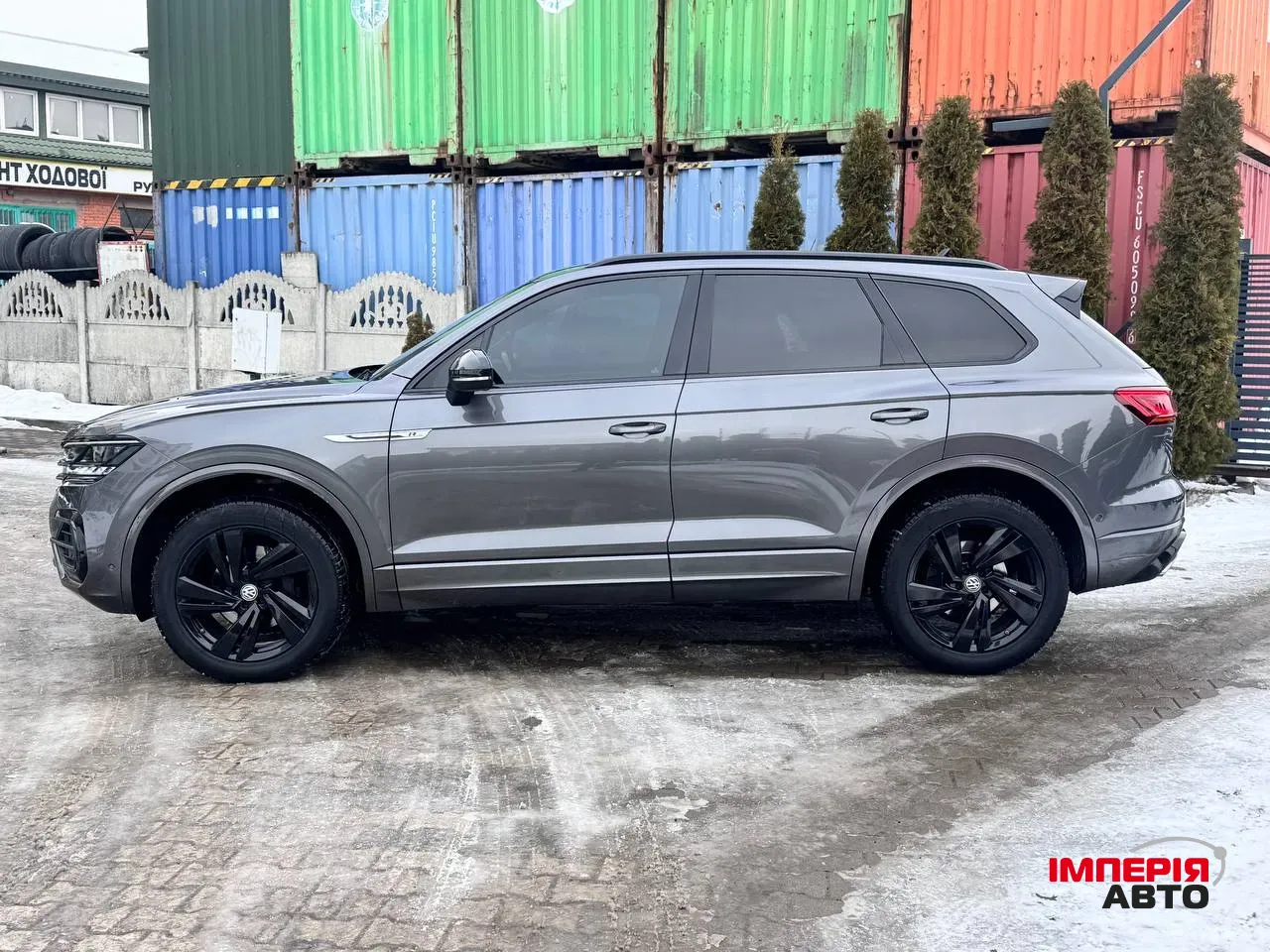 Volkswagen Touareg - фото 3