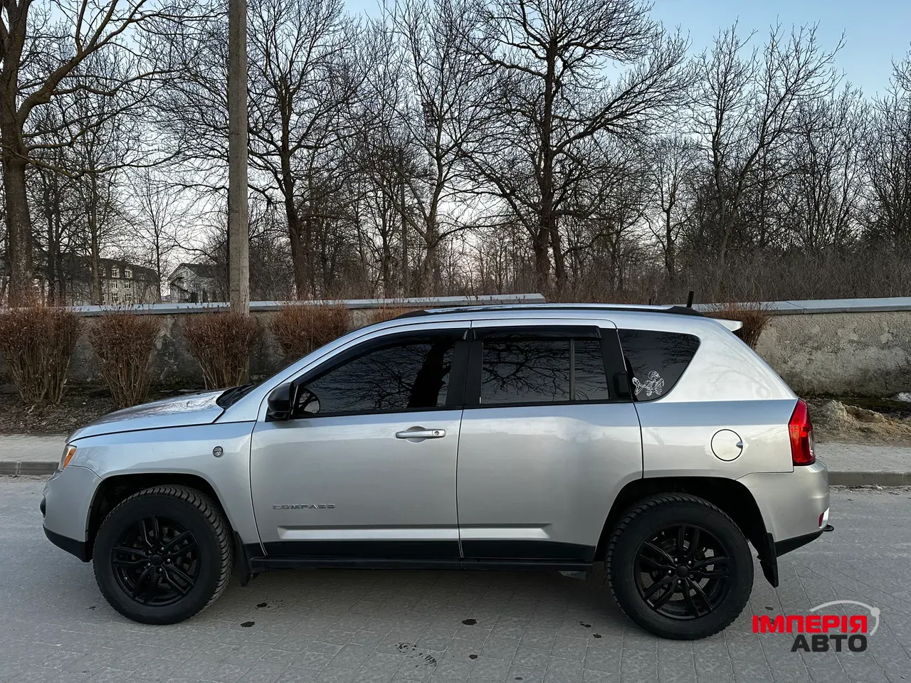 Jeep Compass - фото 8