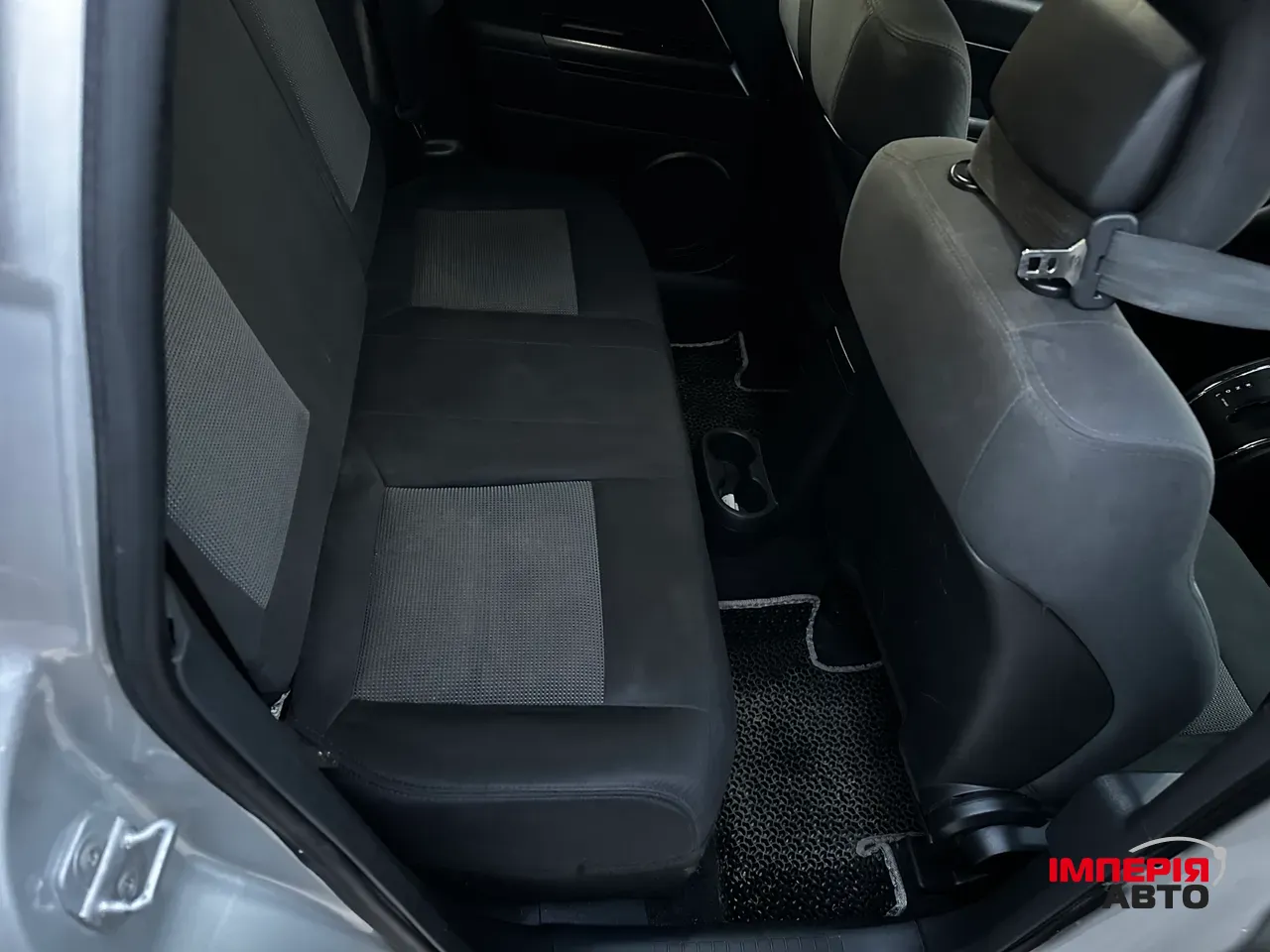 Jeep Compass - фото 17