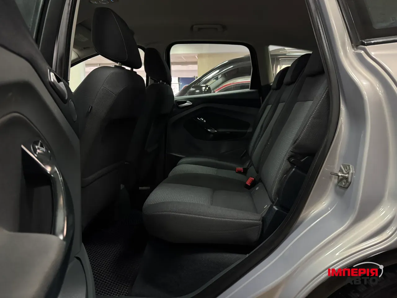 Ford C-MAX - фото 8