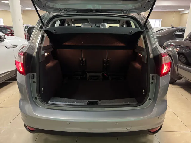 Ford C-MAX - фото 5