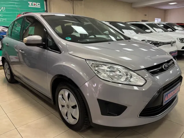 Ford C-MAX - фото 1