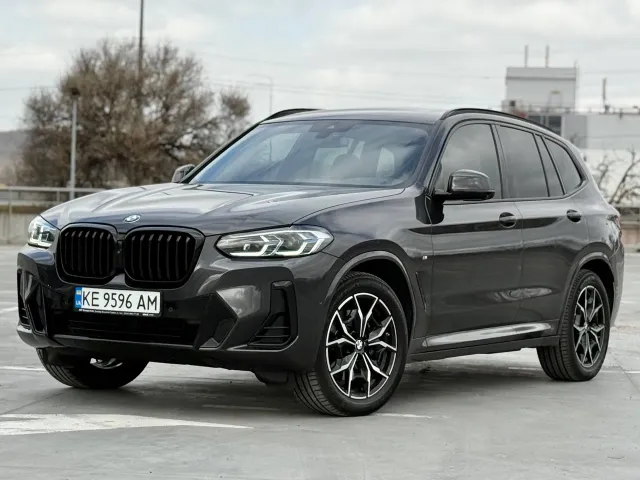 BMW X3 - фото 1