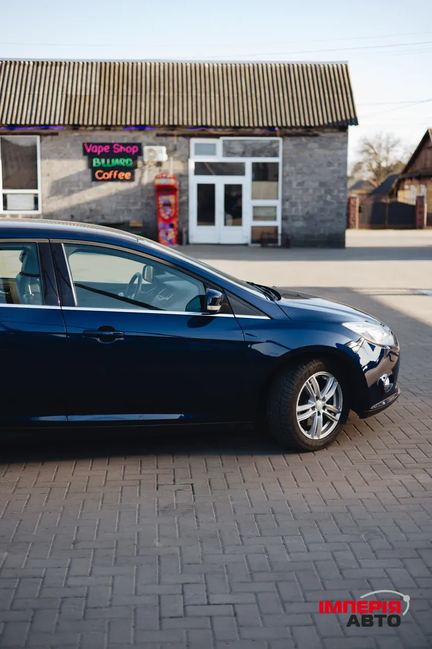 Ford Focus - фото 3