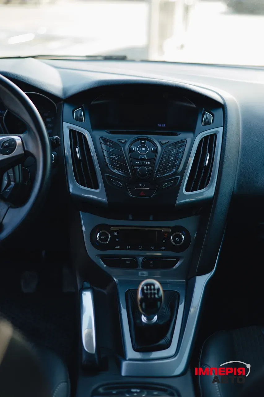 Ford Focus - фото 13