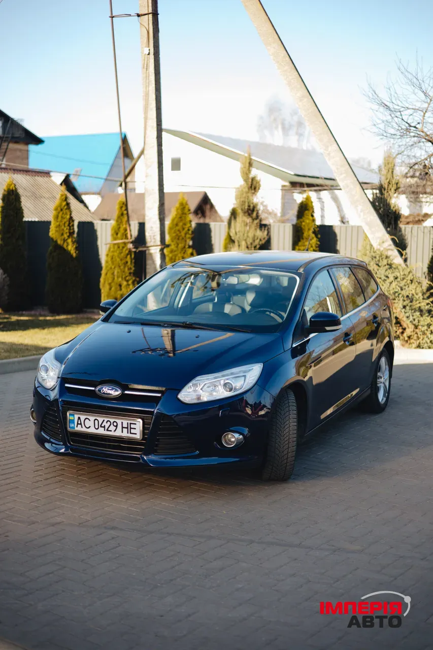 Ford Focus - фото 1