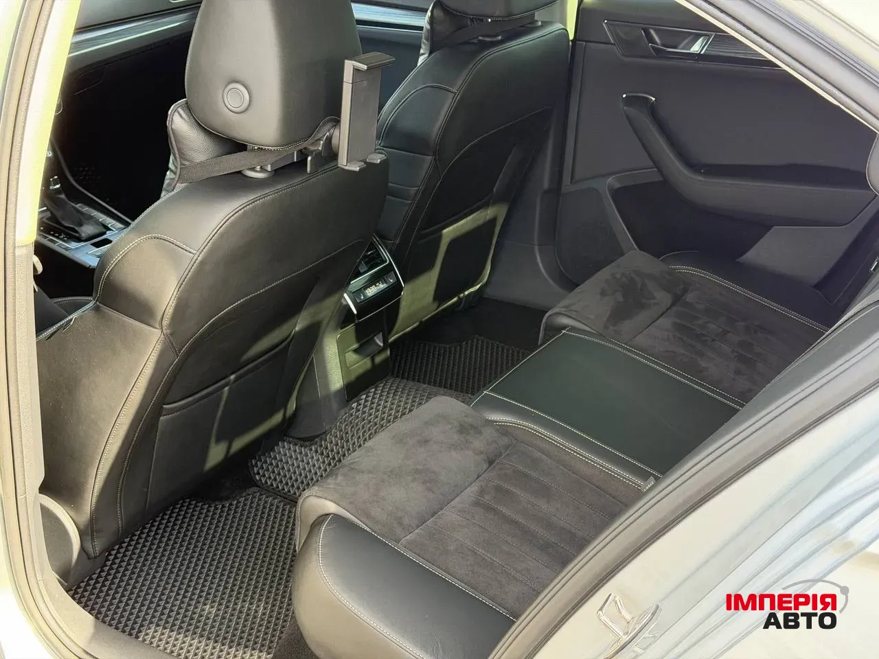 Skoda Superb - фото 7