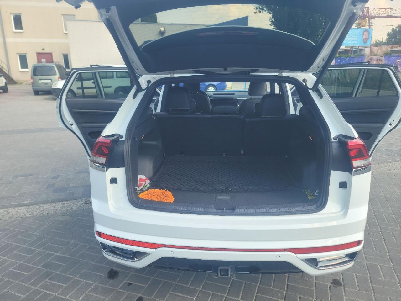 Volkswagen Atlas Cross Sport - фото 3