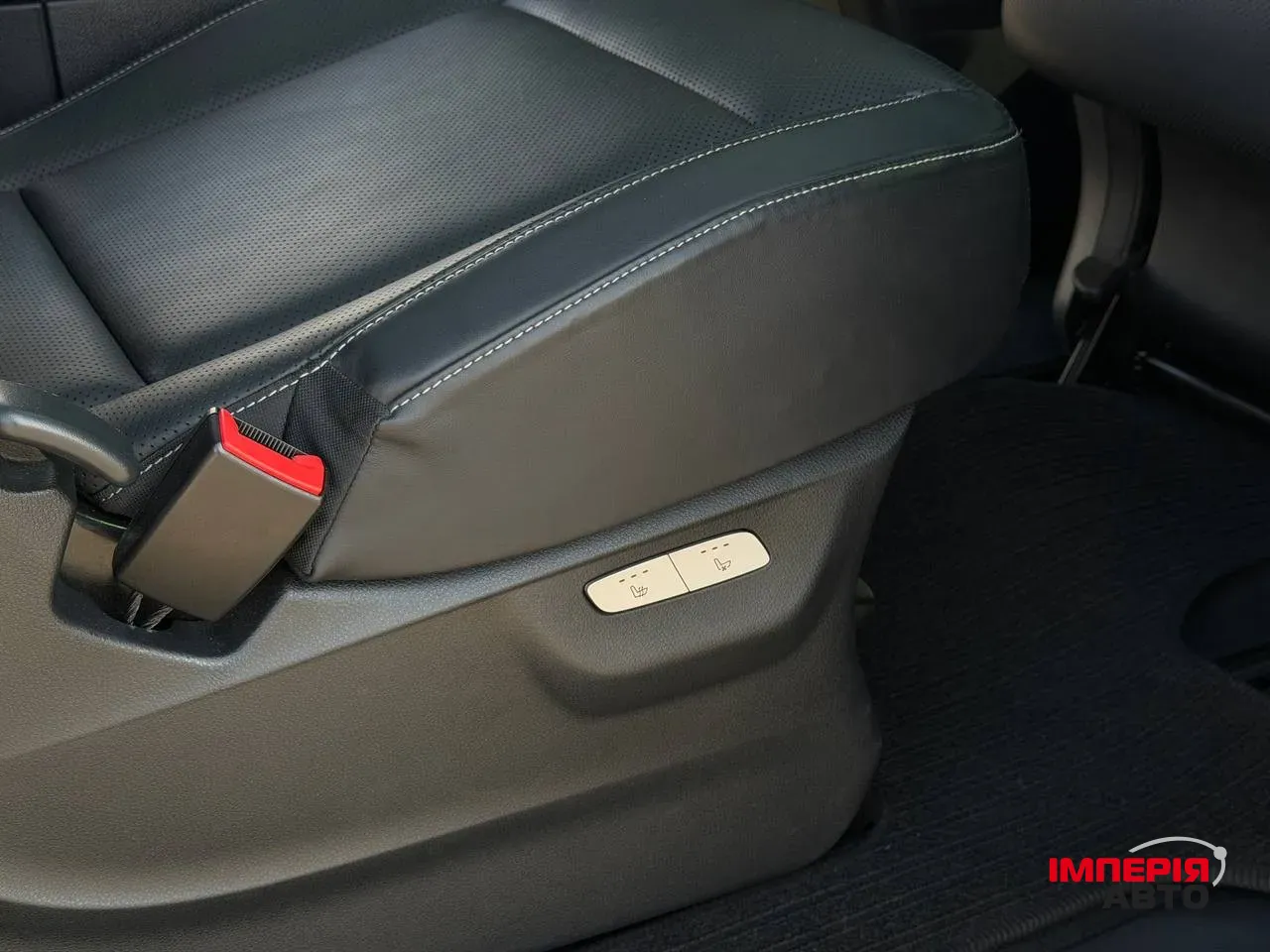 Mercedes-Benz V-Класс - фото 15