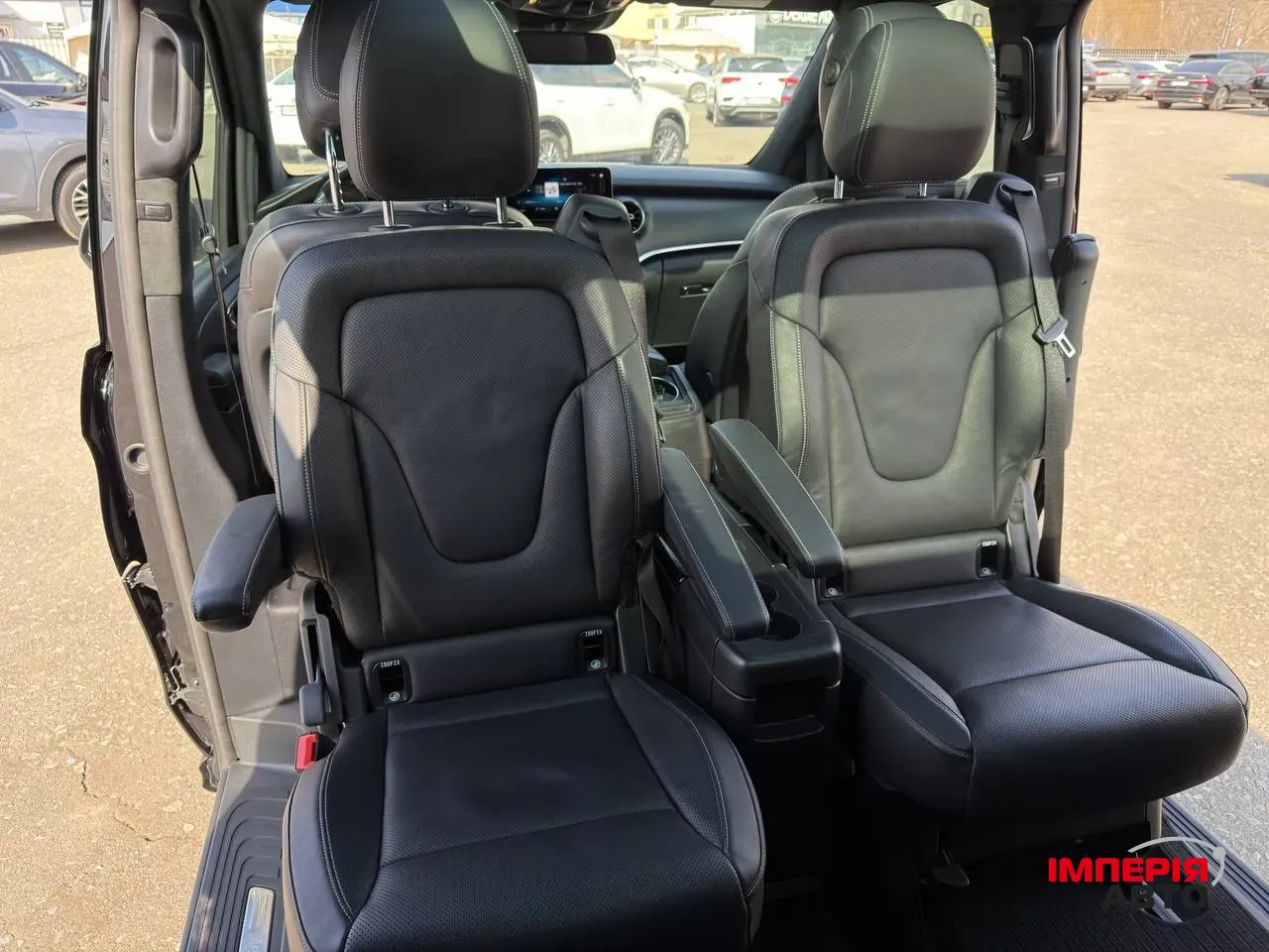 Mercedes-Benz V-Класс - фото 21