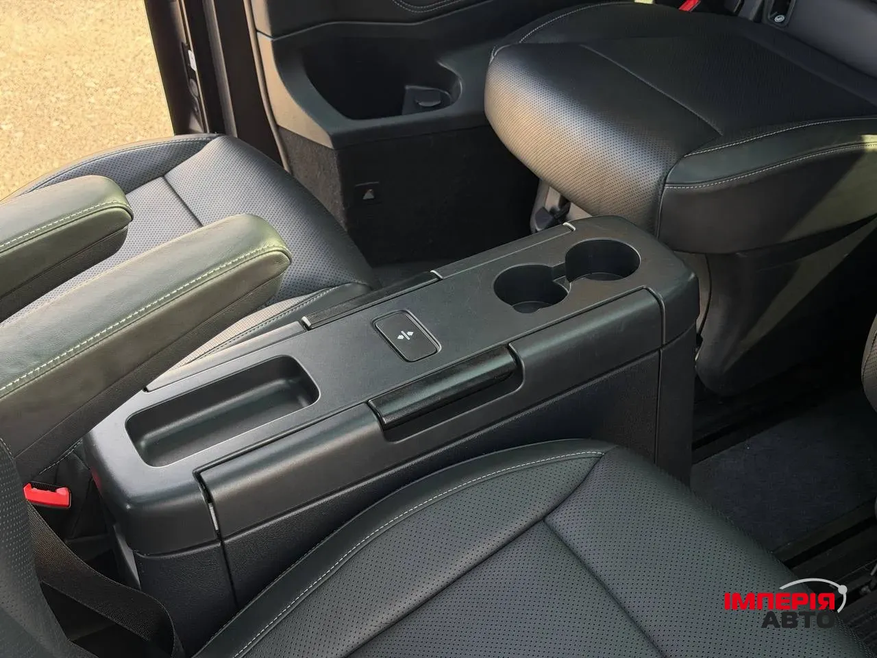 Mercedes-Benz V-Класс - фото 16