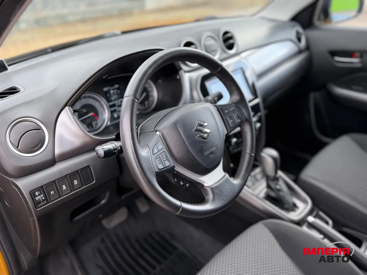 Suzuki Vitara - фото 17