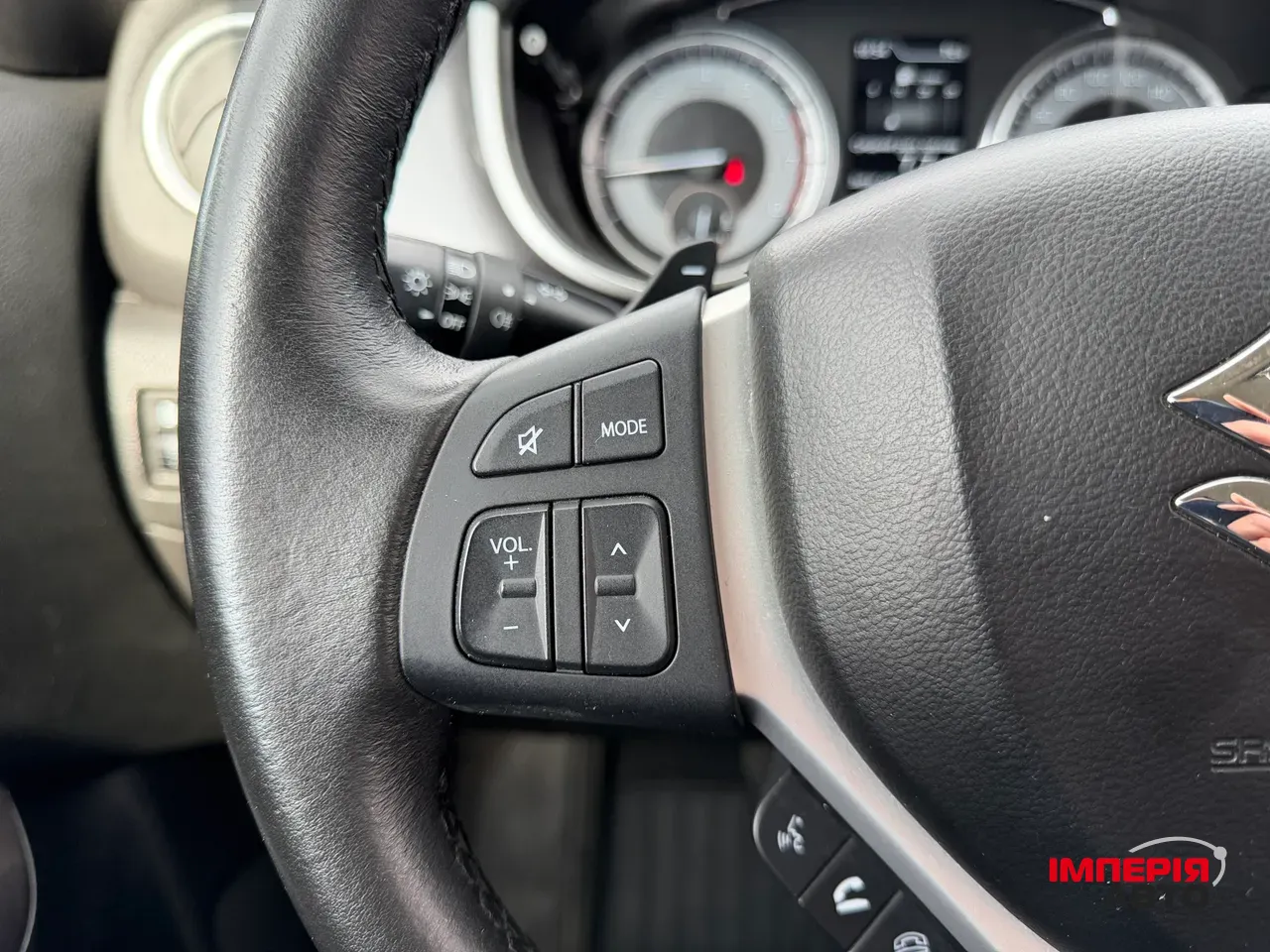 Suzuki Vitara - фото 19