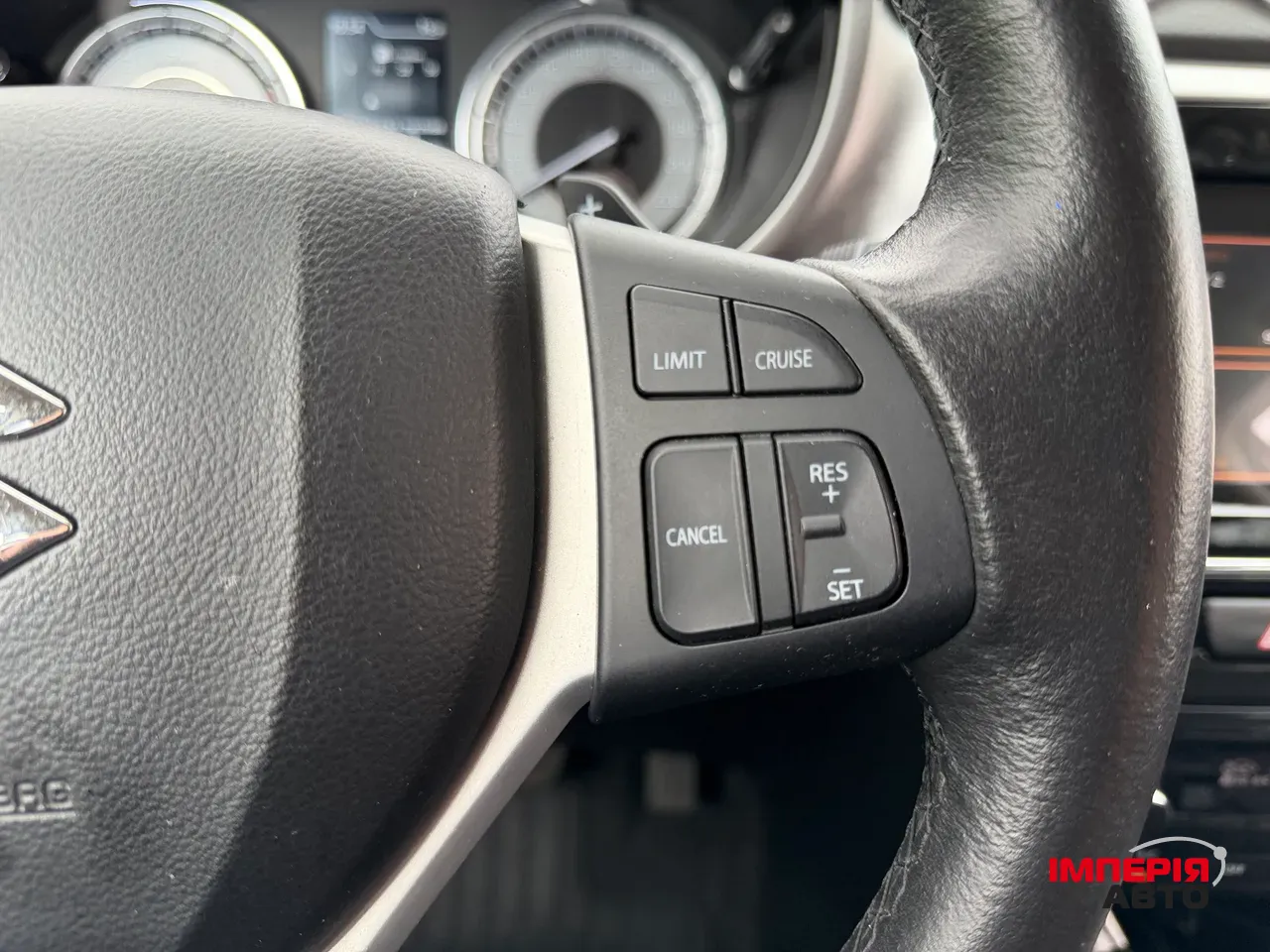 Suzuki Vitara - фото 18