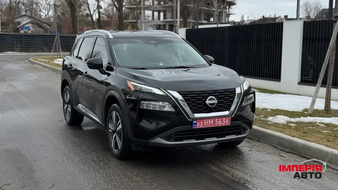 Nissan Rogue - фото 1