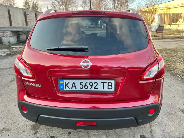 Nissan Qashqai - фото 5