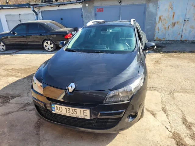 Renault Megane - фото 1