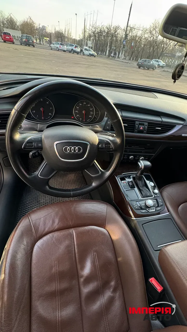 Audi A6 - фото 17