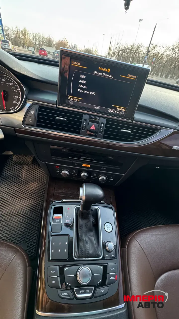 Audi A6 - фото 19