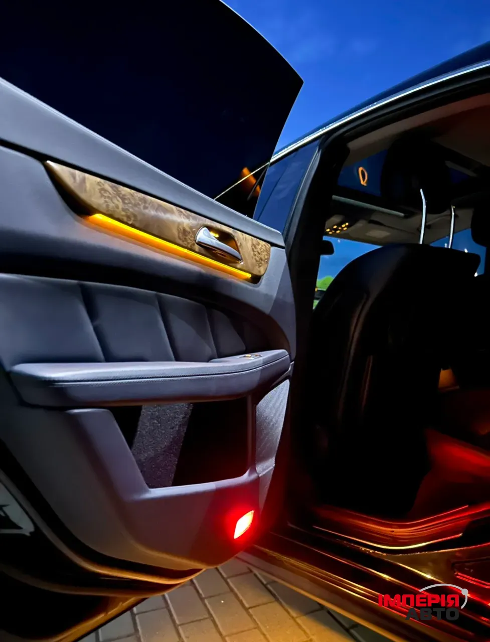 Mercedes-Benz CLS - фото 12