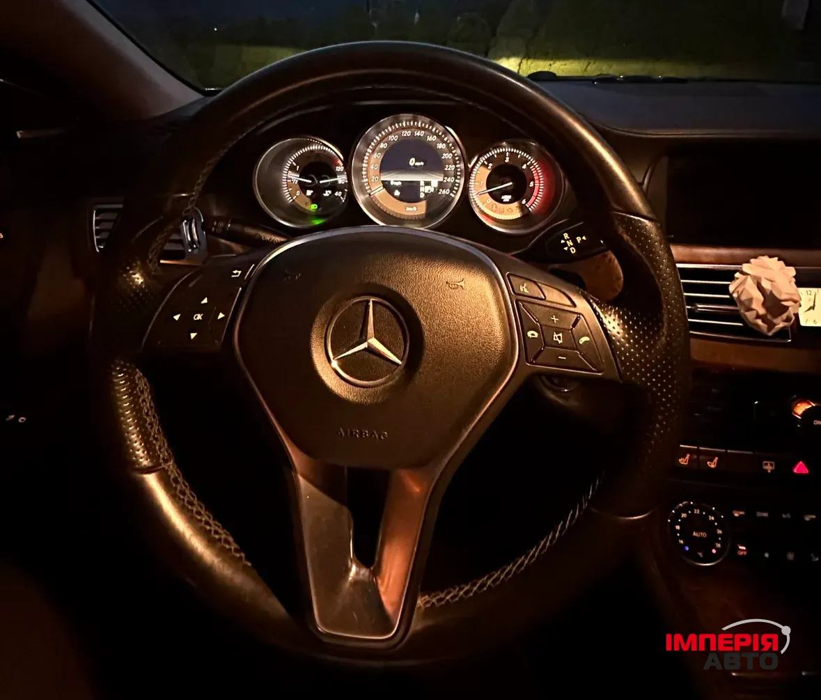 Mercedes-Benz CLS - фото 14