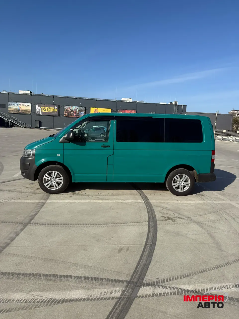 Volkswagen Transporter - фото 6
