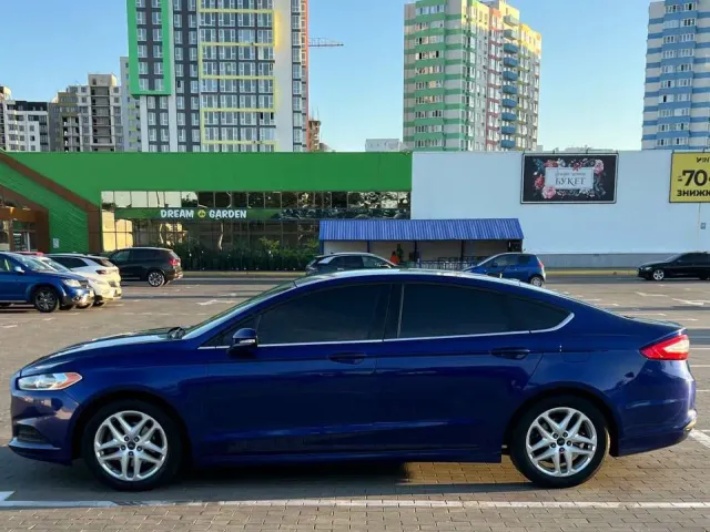 Ford Fusion USA - фото 3
